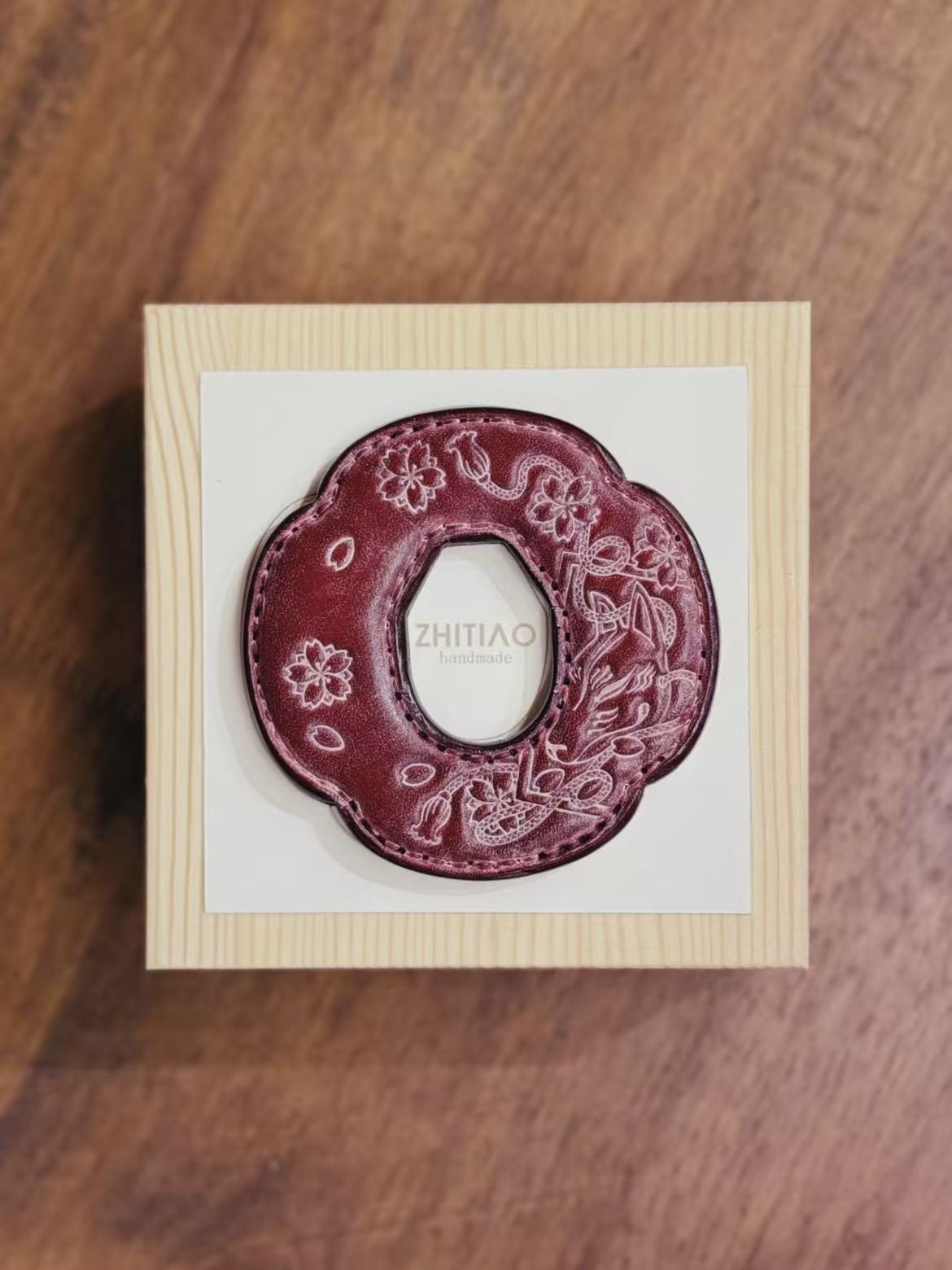 Kendo Tsuba for Bokuto | "Oshin Inari" in fog wax red