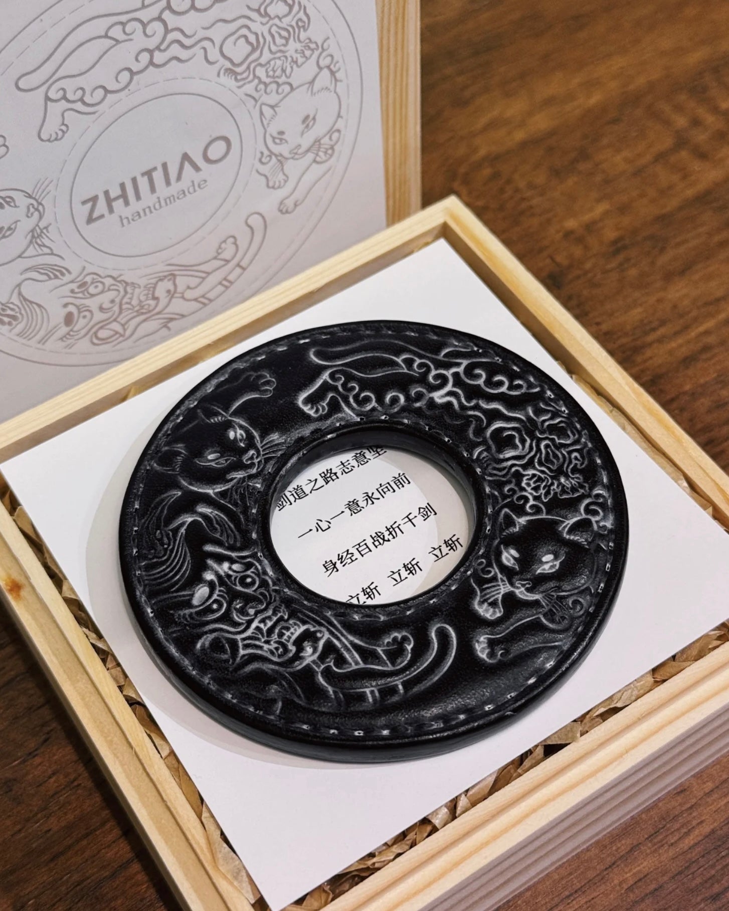 Shinai Tsuba-"Cat n Samurai"-Handmade in Leather by ZHITIAO studio