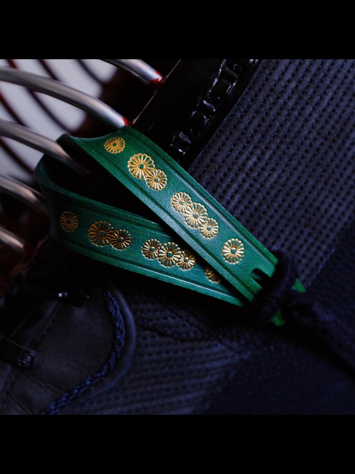 Kendo Chichigawa | "Chrysanthemum" in green with gold foiled